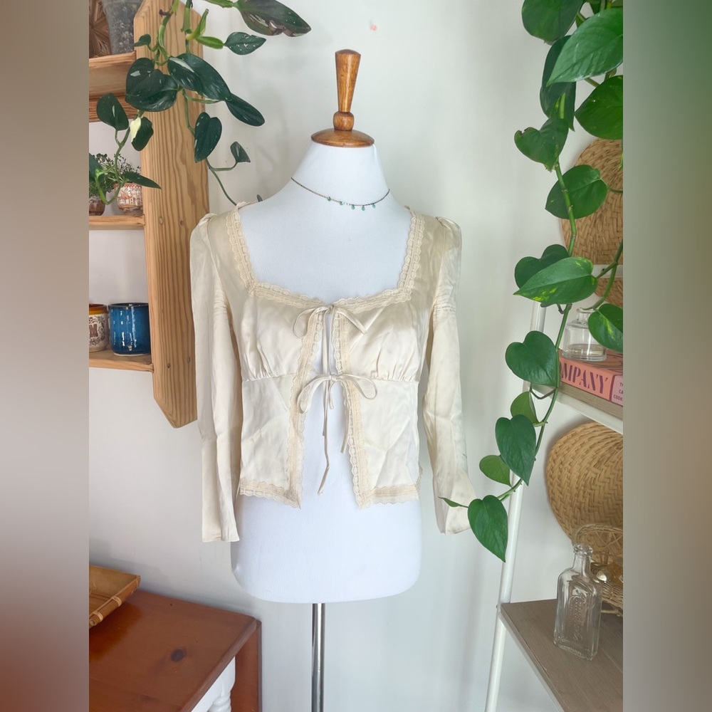 Reformation Lucinda Cream Lace-Up Blouse size 4 silk